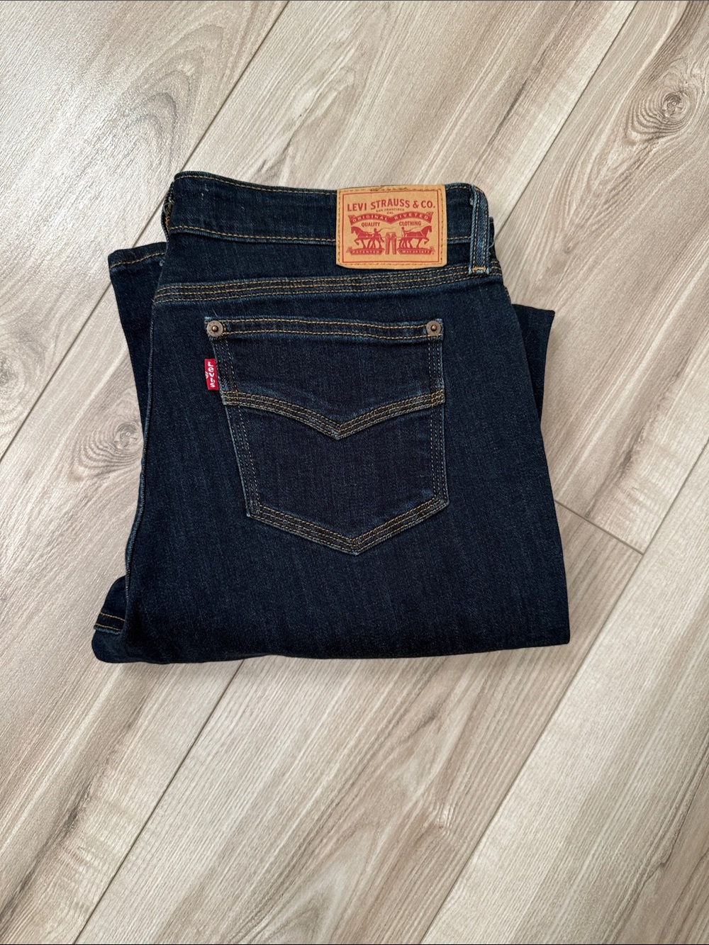 Levi's 715 Bootcut Dark Indigo Jeans - size 32